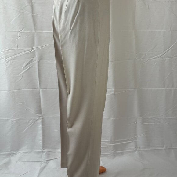 Ann Taylor Stone colored lightweight pants / Size 4 / Classic/Timeless - Picture 3 of 7